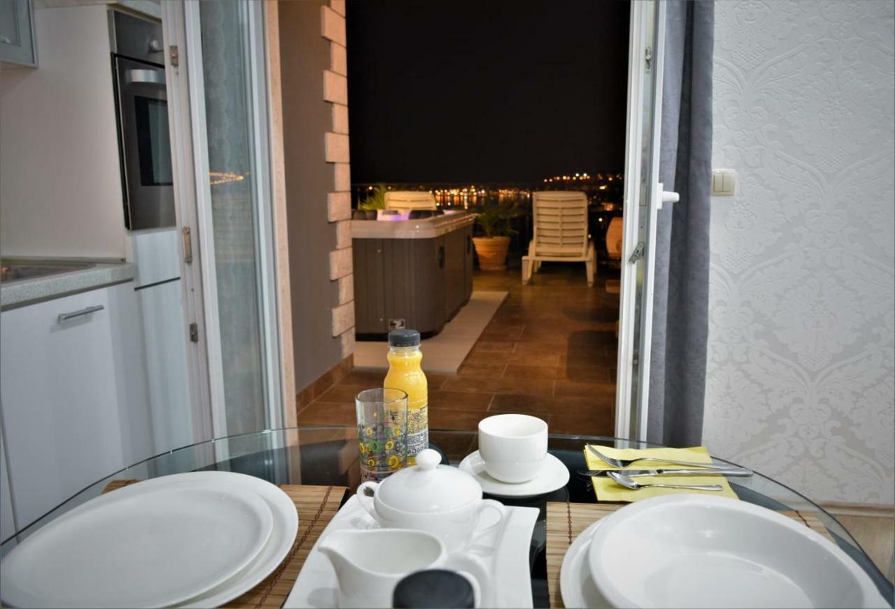 Sea View Apartments With Jaccuzzi Podstrana Extérieur photo